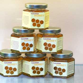 "Die Cut" labels for honey jars