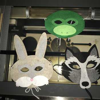Felt Halloween masks for a party